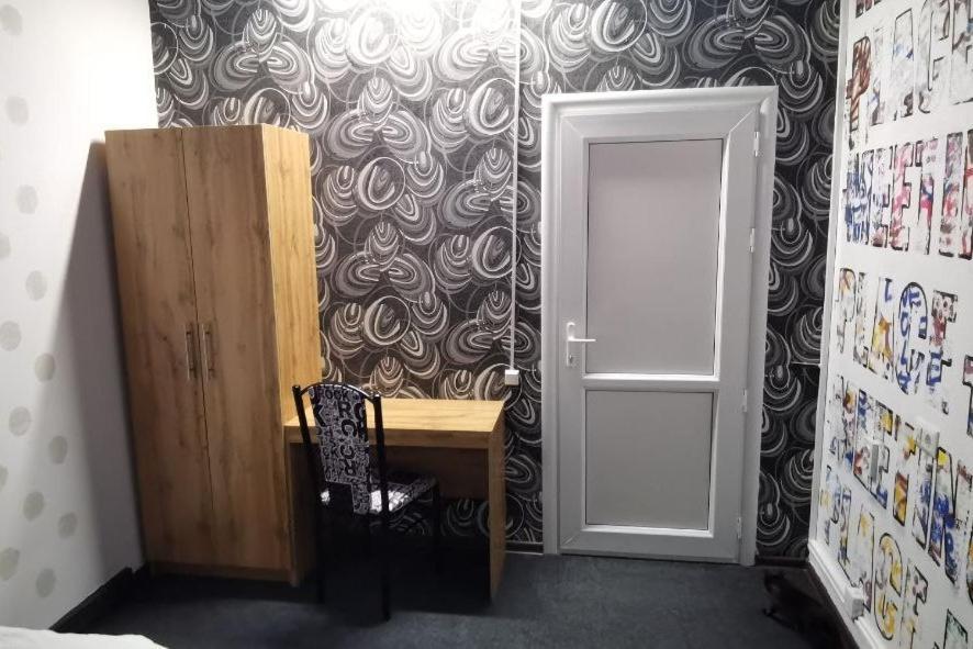 Meeting Place بيشكيك المظهر الخارجي الصورة