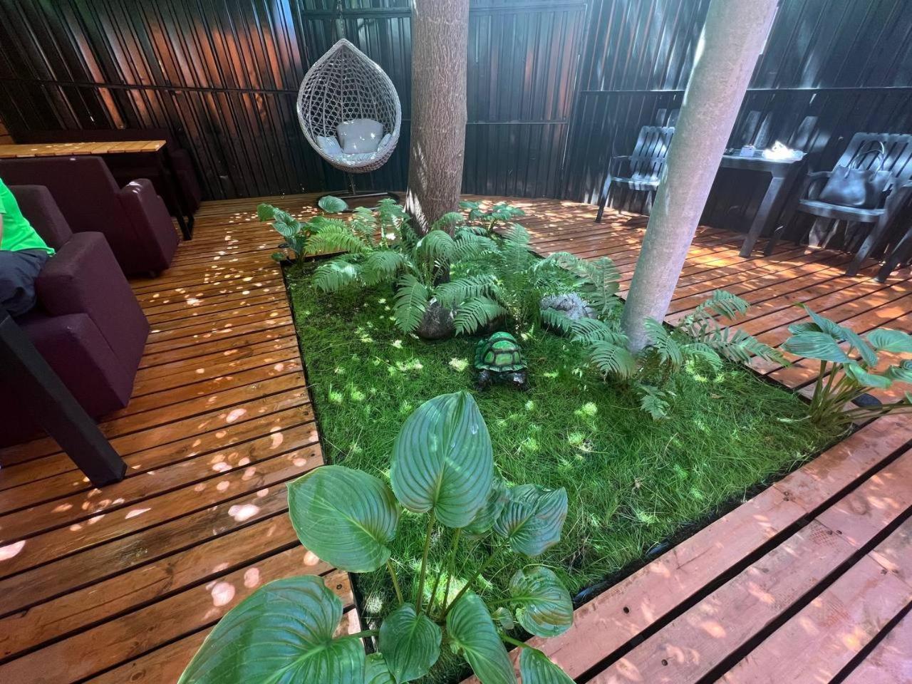 Meeting Place بيشكيك المظهر الخارجي الصورة